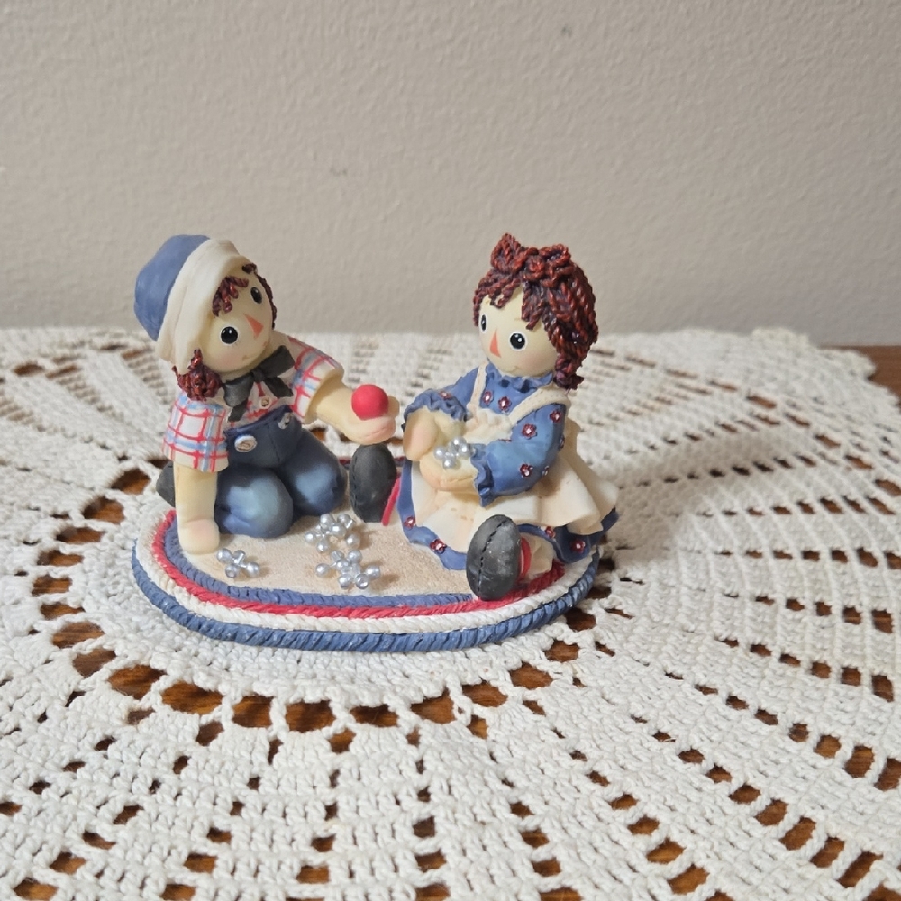 Enesco Raggedy Ann & Andy Figurine